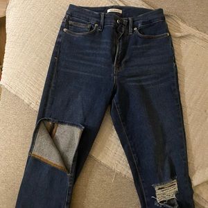 Good American Split Hem Blue Jean